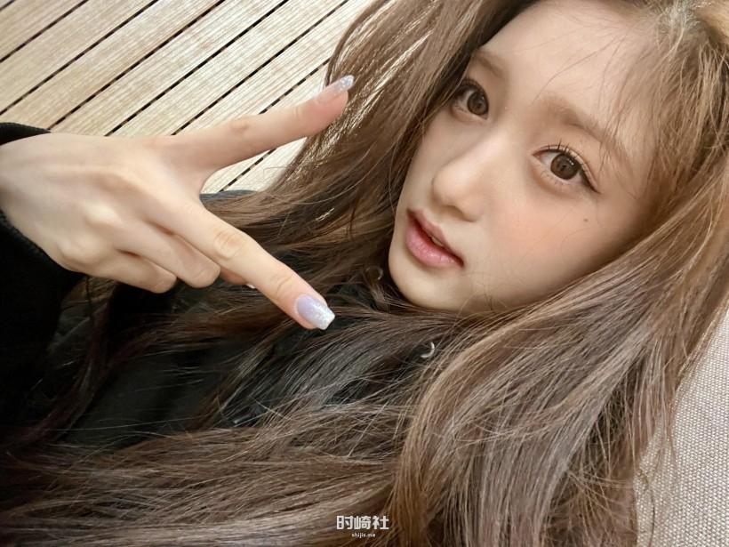 LEESEO李贤瑞隶属哪个女团成员？为何说她是个逃脱屏幕网络漫画角色？