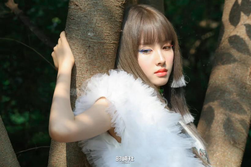 Sim Jayun沈姿润隶属哪个女团成员？她凭借怎样个性嗓音令人印象深刻？