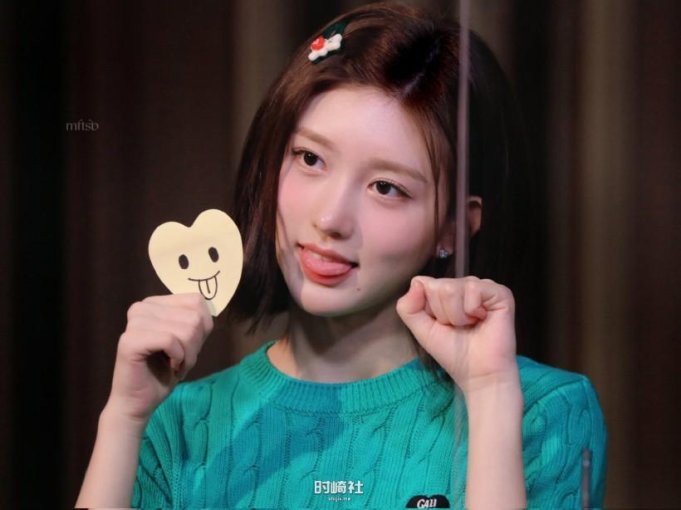 为何从长发到短发造型转变很成功?Kim Gaeul金秋天隶属哪个女团成员?