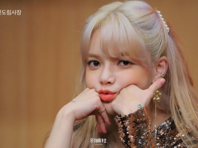 哪年正式出道？凭借怎样独特风格深受大众喜爱？王牌天使AOA队长是谁？